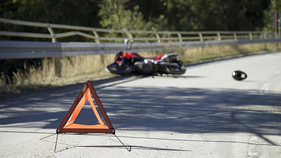 Ohne Helm 35 Jahriger Sturzt In Rockingen Von Leichtkraftrad Schwer Verletzt
