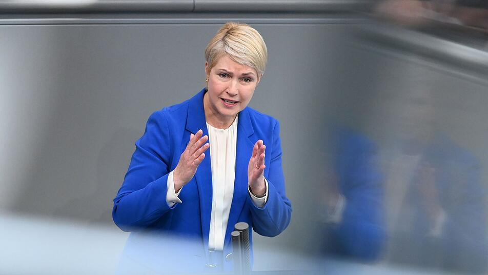 Schwesig: Schneller eine Entscheidung zu Social-Media-Verbot