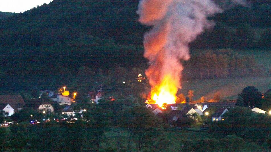 feuerwehr in eckarts feiert 140 jahriges bestehen