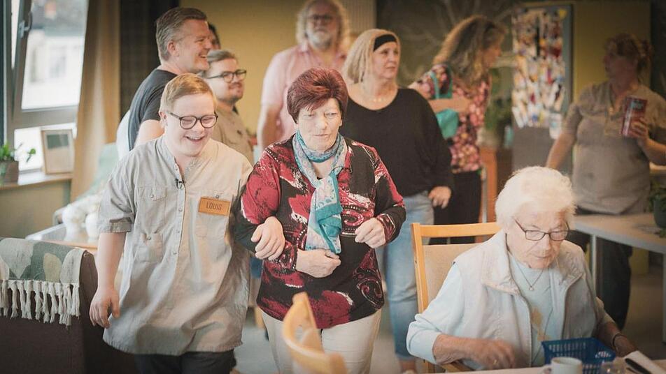 In Tim Mälzers "Herbstresidenz" schlägt "Sensations"-Nachricht ein - dann  folgt ein Dämpfer