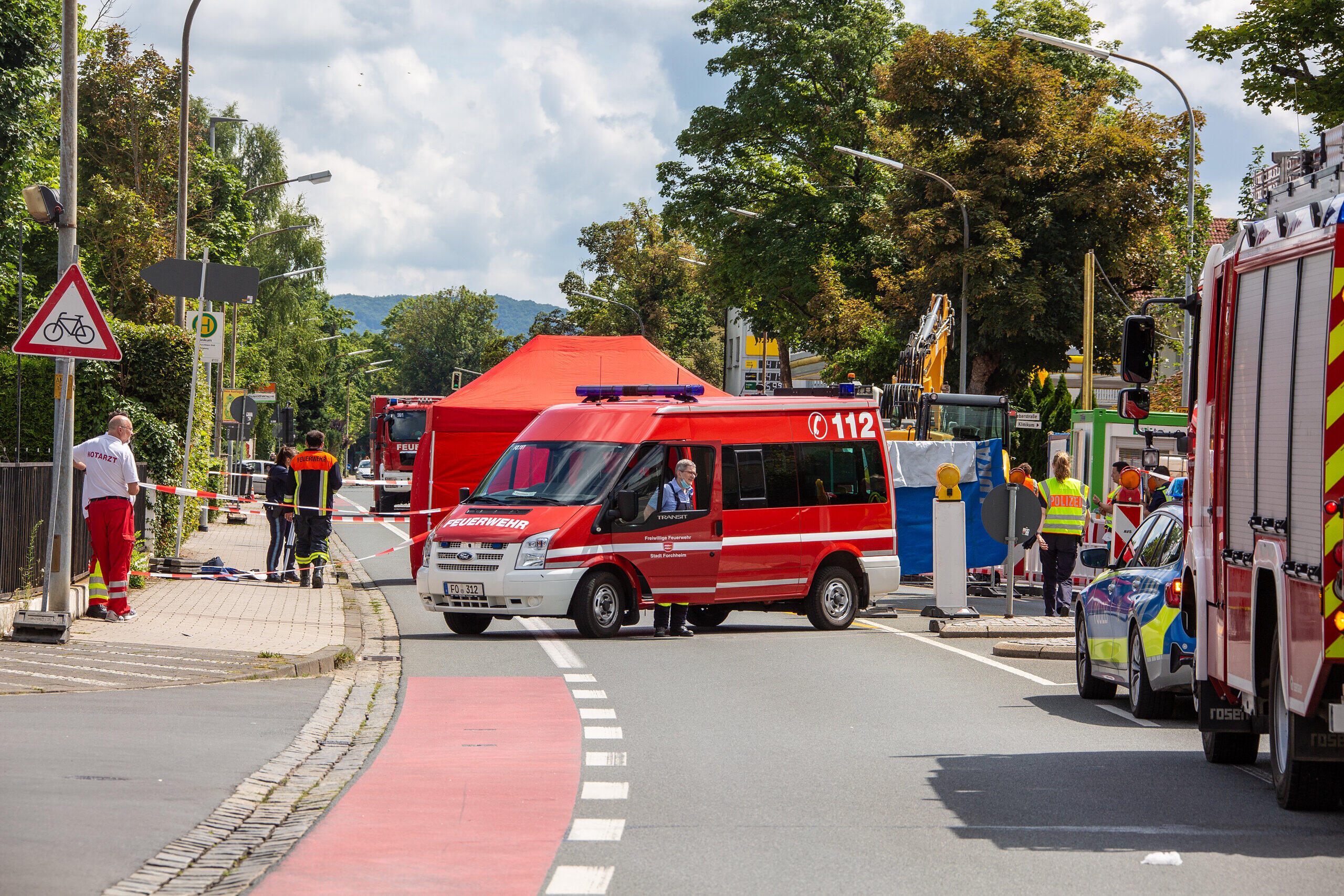 todlicher unfall in forchheim seniorin 84 von lkw erfasst frau verstirbt an der unfallstelle