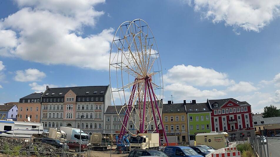 Hofer Sommervergnugen Mit Riesenrad Startet An Diesem Wochenende