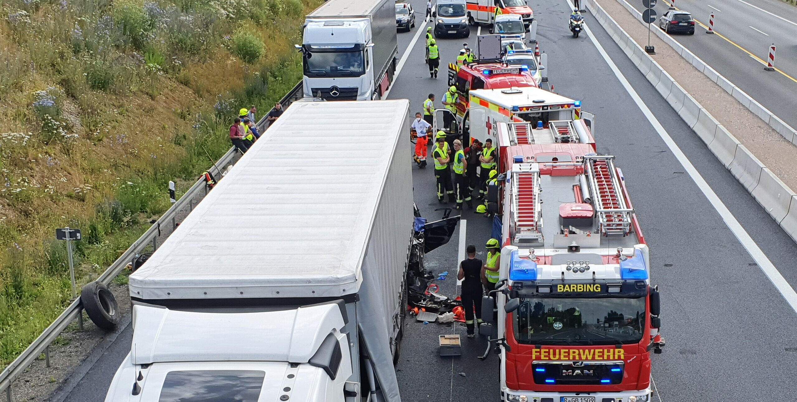 Vier Tote Bei Unfall Auf A3 Bei Regensburg